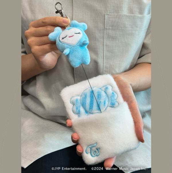 TWICE - LOVELYS X GIGO Reel Futon Reeel Pass Case